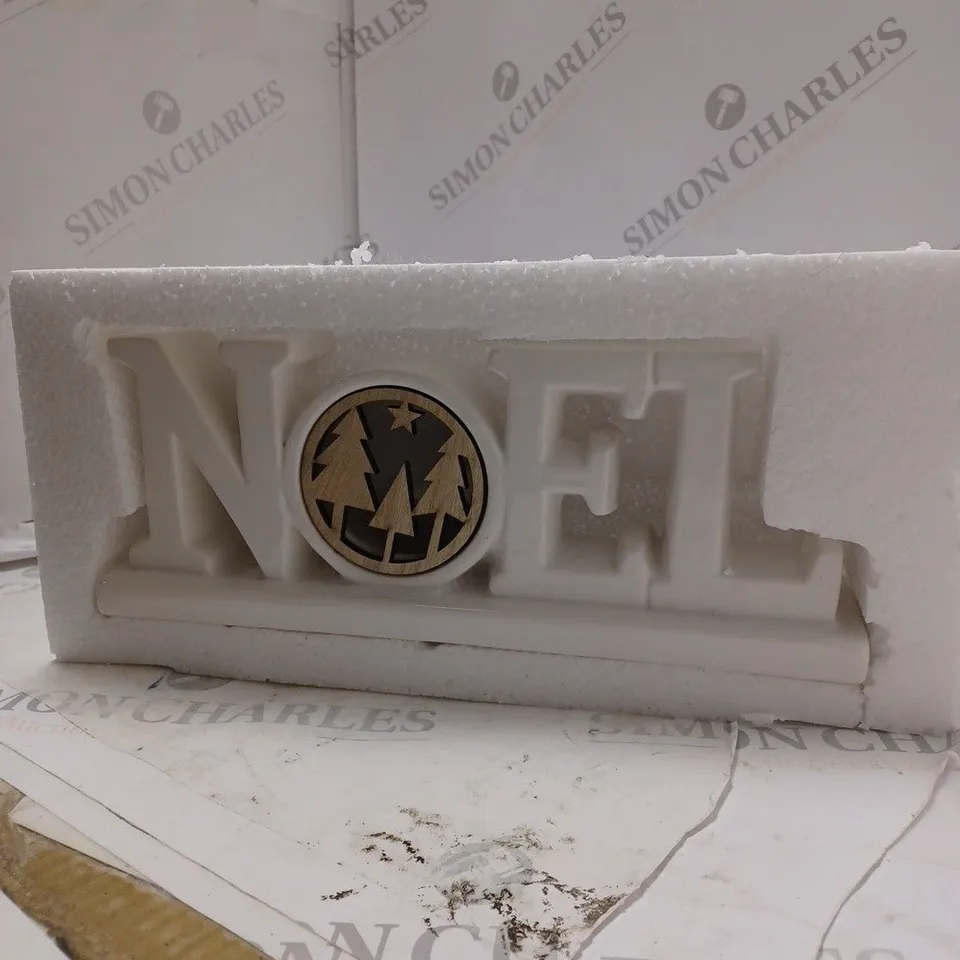 NOEL LIT ROOM SIGN
