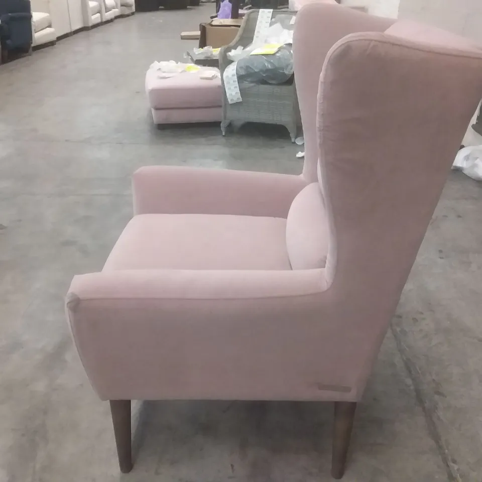 QUALITY BRITISH DESIGNER LOUNGE CO. FLOYD CHAIR ASHEN ROSE FABRIC