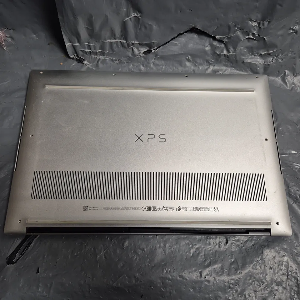 DELL XPS LAPTOP - MODEL UNSPECIFIED