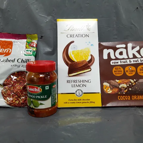 APPROXIMATELY 10 ASSORTED FOOD/DRINK PRODUCTS TO INCLUDE LINDT REFRESHING LEMON CHOCOLATE, CRUSHED CHILLI, CUT MANGO PICKLE, ETC