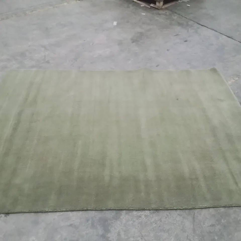 QUALITY DESIGNER AREA RUG - APPROXIMATELY 230X160CM