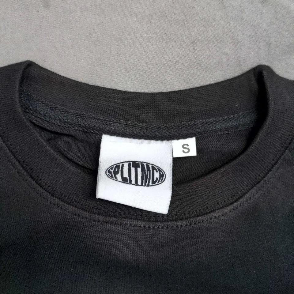 SPLIT MCR ROBBERY TEE IN BLACK – SIZE S