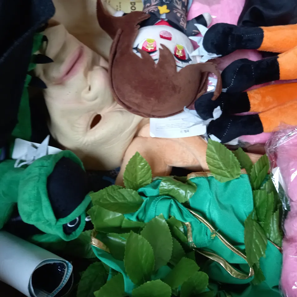 BOX OF APPROXIMATELY 20 ASSORTED TOYS AND GAMES TO INCLUDE MINECRAFT TORCH, ART MAKER PAINT BY NUMBERS, JUNGLY TAILS, ETC - COLLECTION ONLY