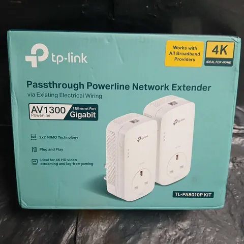 TP-LINK PASSTHROUGH POWERLINE NETWORK EXTENDER KIT AV1300 – TL-PA8010P KIT, BOXED