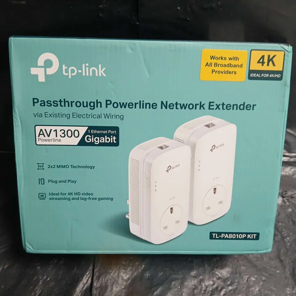 TP-LINK PASSTHROUGH POWERLINE NETWORK EXTENDER KIT AV1300 – TL-PA8010P KIT, BOXED