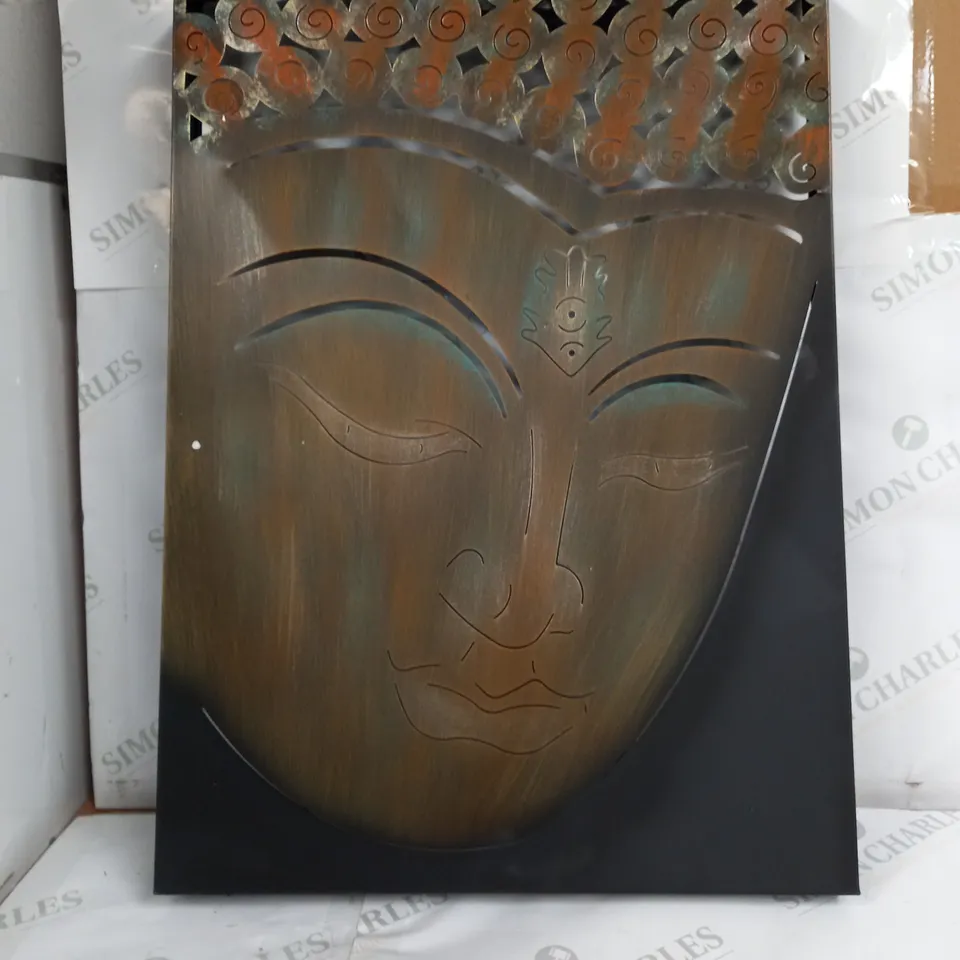 OUTLET INNOVATORS SOLAR LED TRANQUIL BUDDHA WALL DECOR