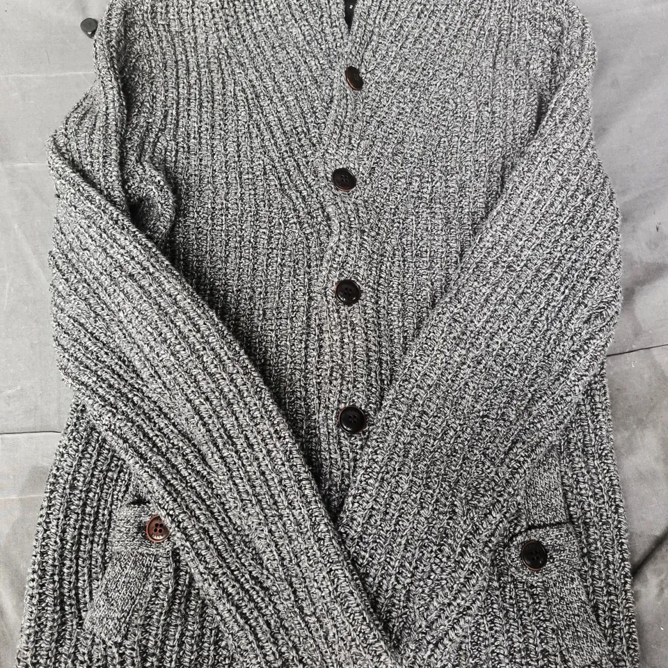 TED BAKER LONG SLEEVE THICK KNIT BUTTON-UP TOP IN GREY SIZE 2