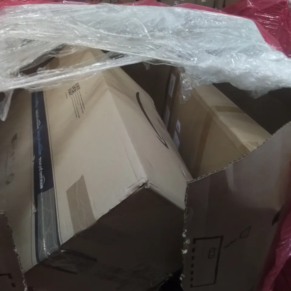 PALLET OF ASSORTED HOUSEHOLD GOODS AND FURNITURE TO INCLUDE; LED ART LAMP, DREO CIRCULATION FAN, MASS DYNAMIC MUTE SEAT COVER ETC