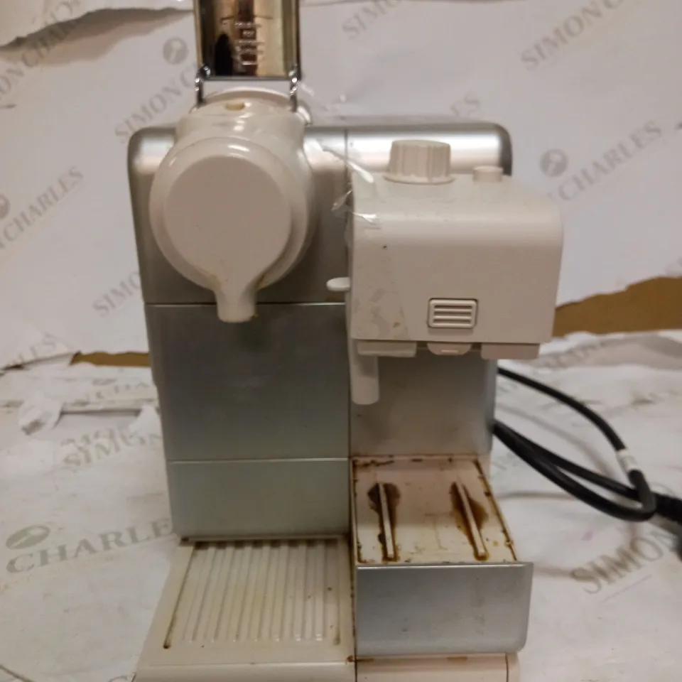 DELONGHI SMARTCOFFEE MACHINE 