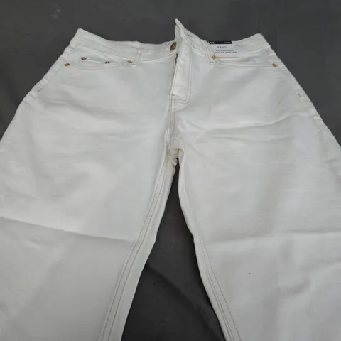 M&S BOYFRIEND ANKLE GRAZER IN WHITE TROUSERS - SIZE 14 SHORT 