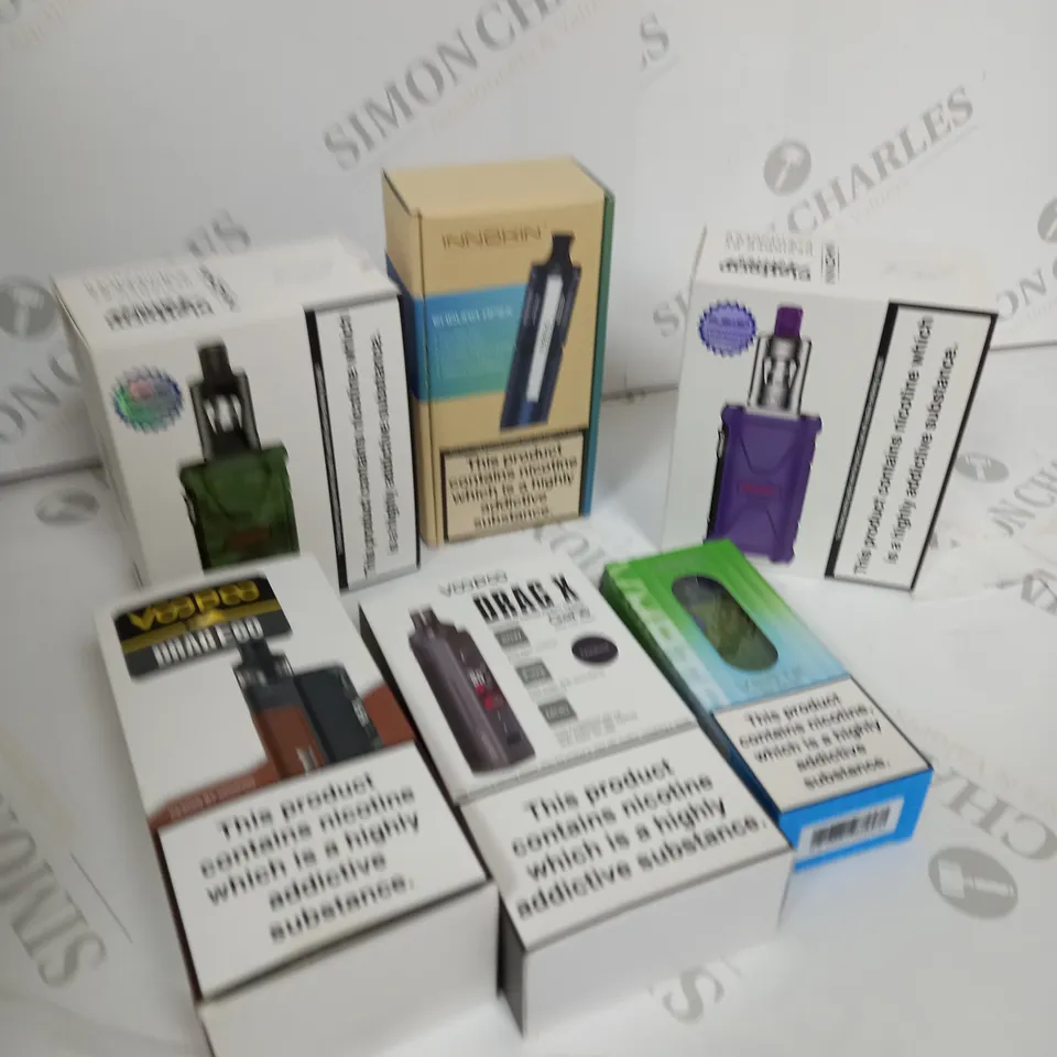 APPROXIMATELY 20 VAPES & E-CIGARETTES TO INCLUDE - VOOPOO - VAPORESSO  - ASPIRE