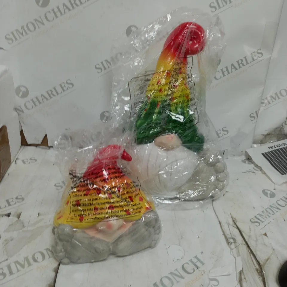 HOME2GARDEN SET OF 3 GNOMES