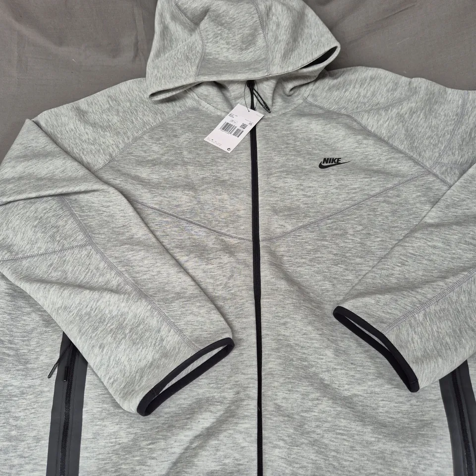 NIKE LOGO TECH FLEECE JACKET SIZE 2XL