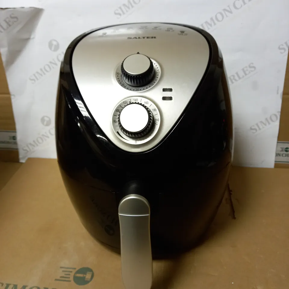 SALTER 3.2 LITRE HOT AIR FRYER 