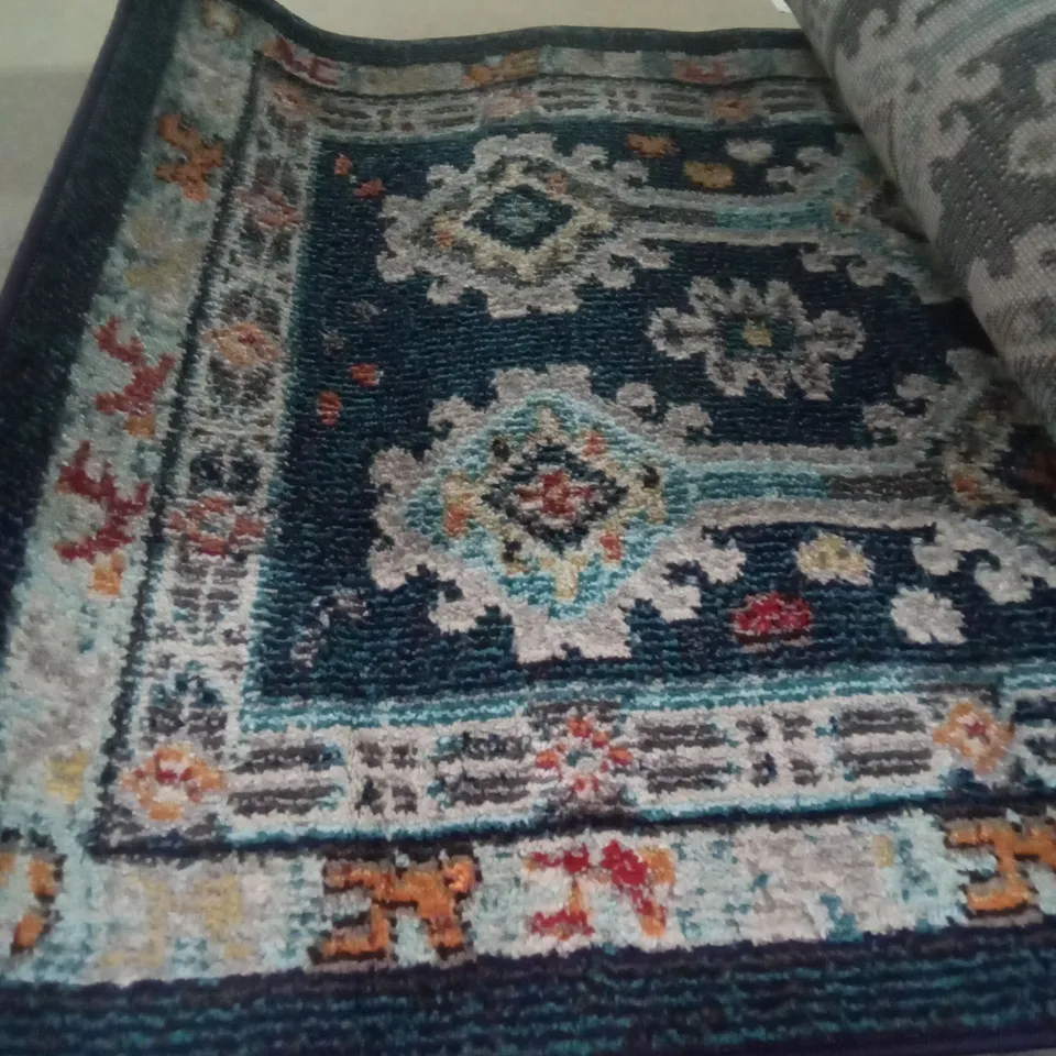 JUDITHA NAVY RUG RUNNER 76X244CM