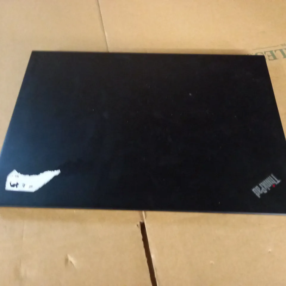 LENOVO THINKPAD X1 CARBON 8GB RAM LAPTOP WITH INTEL I-7