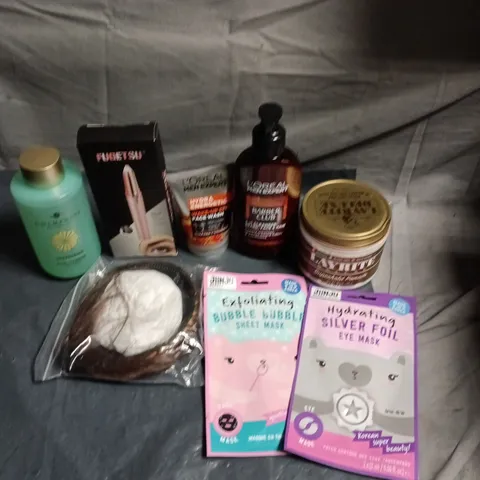 APPROXIMATEY 20 ASSORTED HEALTH AND BEAUTY PRODUCTS TO INCLUDE - CHAMPNEY'S BODY CLEANSER - FACIAL SHEET MASKS AND L'OREAL MEN EXPERT BARBER CLUB CLEANSER