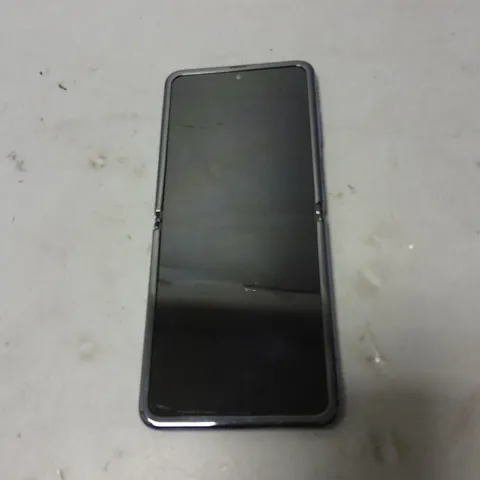 SAMSUNG GALAXY FLIP OIL SPILL