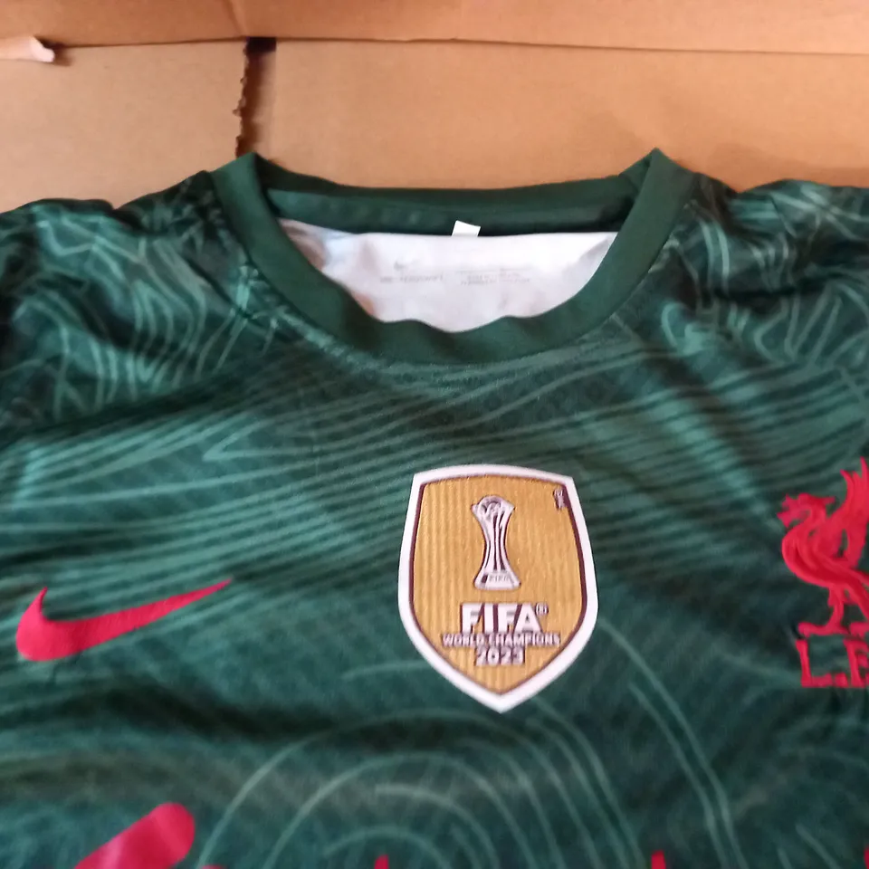 LIVERPOOL FC SHIRT AND SHORTS - 3XL