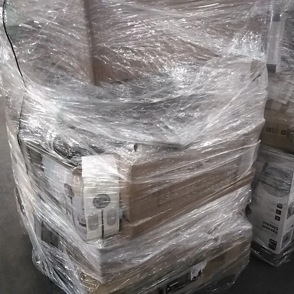 PALLET CONTAINING A LARGE QUANTITY OF ASSORTED HOUSEHOLD GOODS WHICH INCLUDE; SUITCASES, GARDEN PARASOL, FANS, 4PC SOFA RATTEN SET ETC