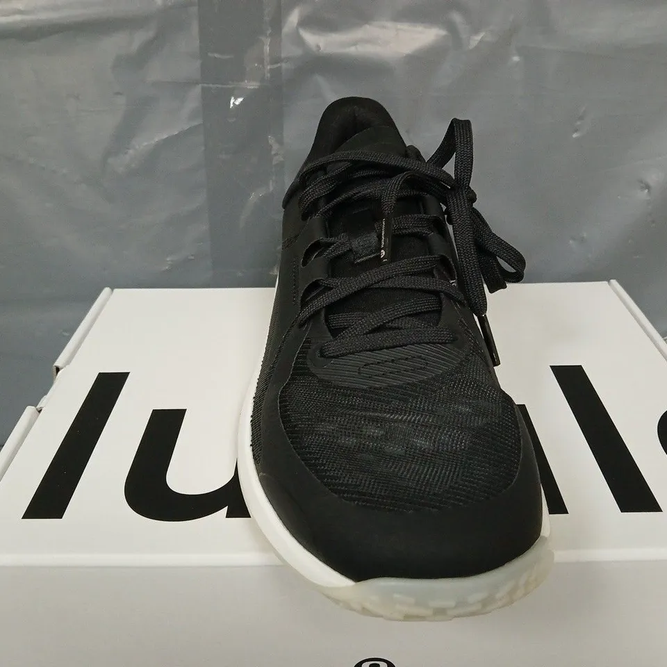 BOXED LULULEMON WOMENS STRONG FEEL TRAINERS  - UK 6.5 