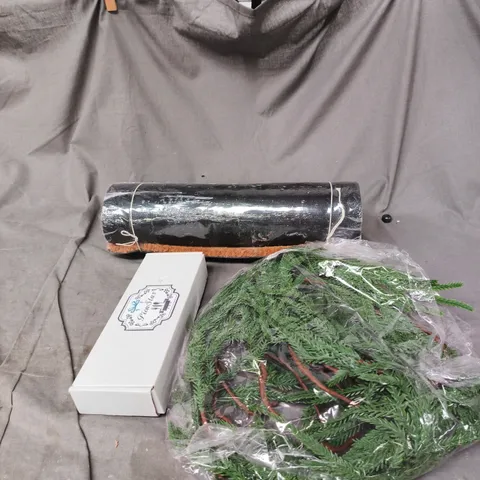 BOX OF APPROXIMATELY 20 ASSORTED ITEMS TO INCLUDE CUTLERY SET, DOOR MAT, GARLAND DECORATION ETC