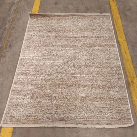 QUALITY DESIGN AREA RUG APPROXIMATELY 155 CM X 120 CM - FRAYING \ DETHREADING ON BOTTOM