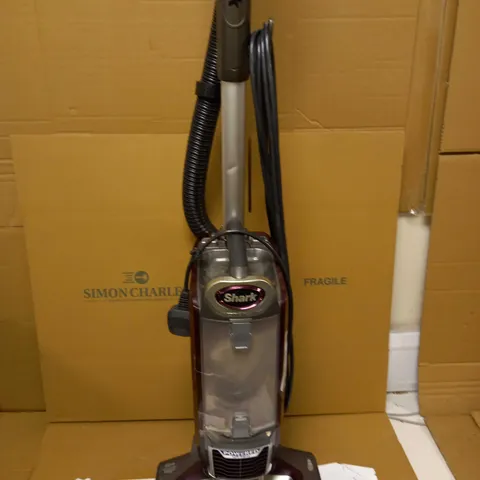 SHARK POWERED LIFT-AWAY VACUUM CLEANER