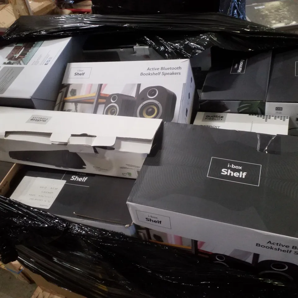 PALLET CONTAINING ASSORTED ELECTRICAL PRODUCTS INCLUDING ACTIVE BLUETOOTH BOOKSHELF SPEAKERS, DETROIT RETRO RADIO & BLUETOOTH GAMING SOUNDBAR