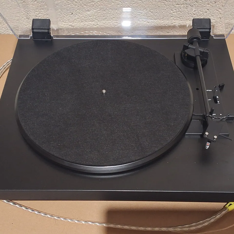 PROJECT A1 TURNTABLE IN BLACK 