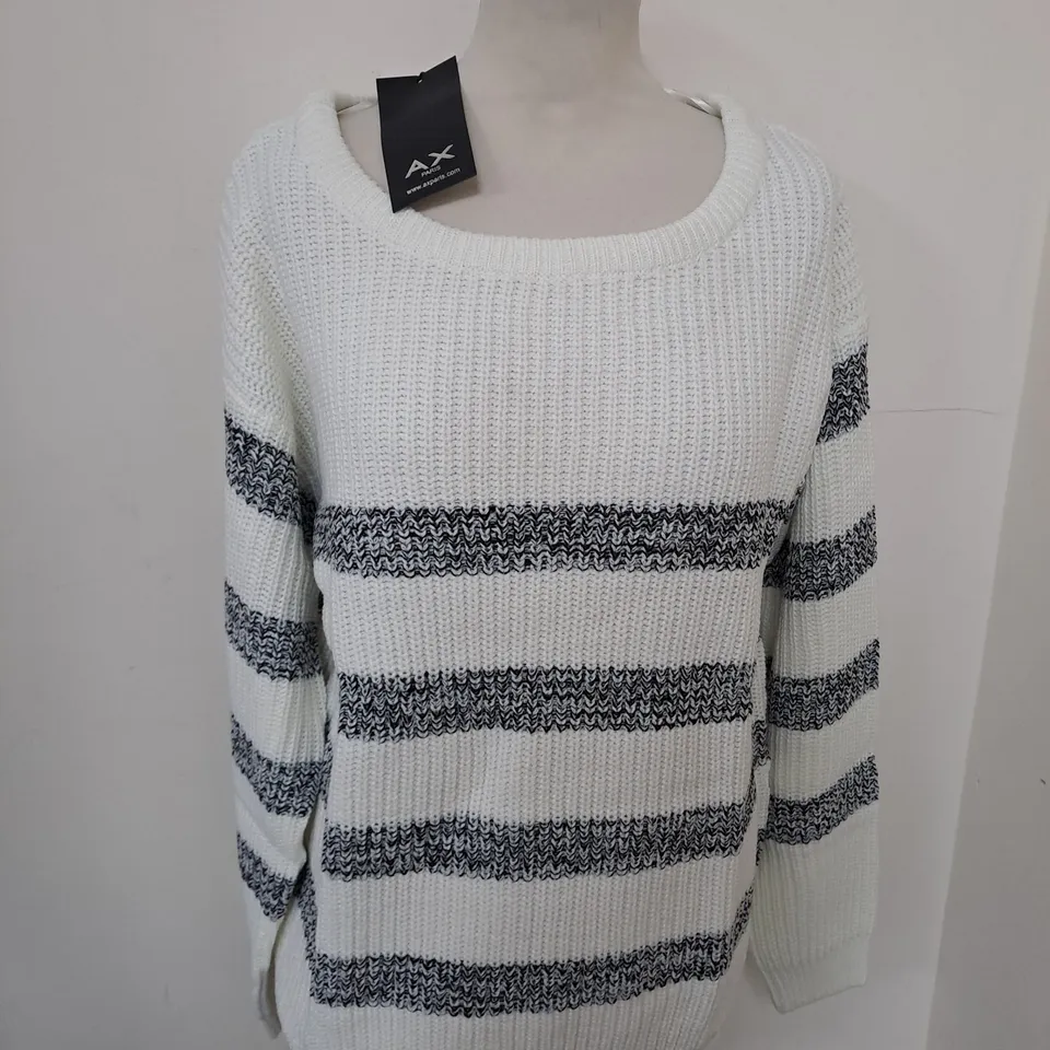 AX PARIS KNITTED JUMPER SIZE S/M