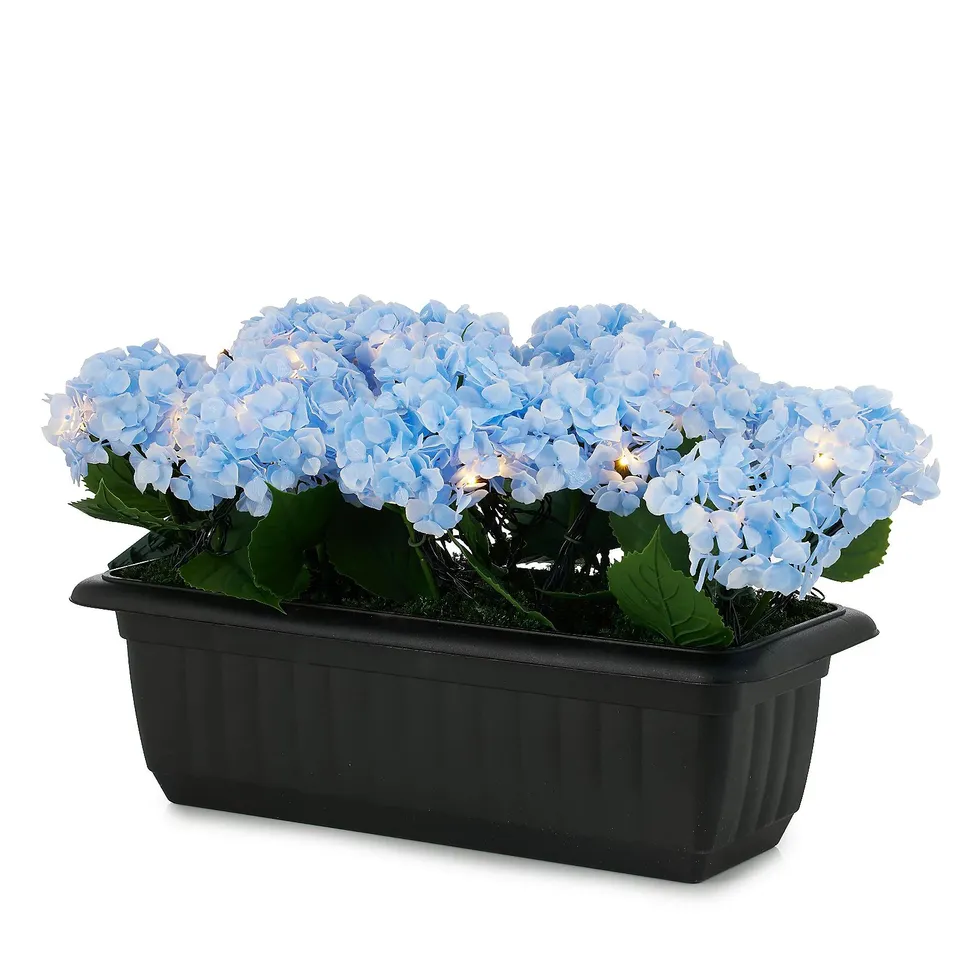 GARDEN STORIES IN BLOOM PRE-LIT HYDRANGEA WINDOW BOX