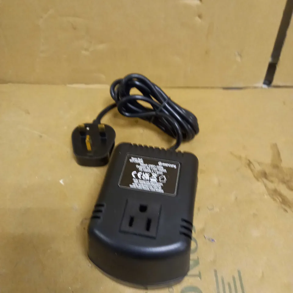 MERCURY STEP DOWN VOLTAGE CONVERTER UK2US100VA