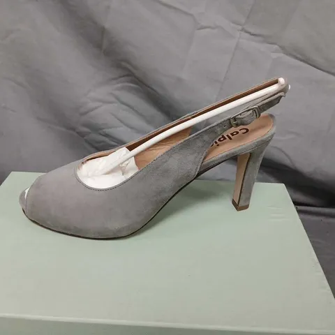CALPIERRE DESIGNER SHOES – GREY SUEDE SLINGBACK HEELS, UK 9 (EU 40)