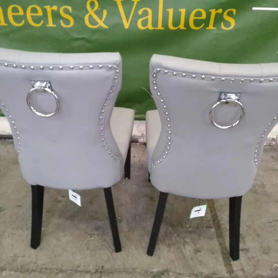 SET OF 2 NEW BEWLEY LIGHT GREY LEATHER BUTTON BACK DINING CHAIRS (BLACK LEG)
