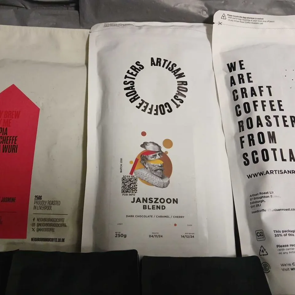 LOT OF 7 ASSORTED PACKS OF COFFEE TO INCLUDE BUXTON COFFEE AND ARTISAN ROAST