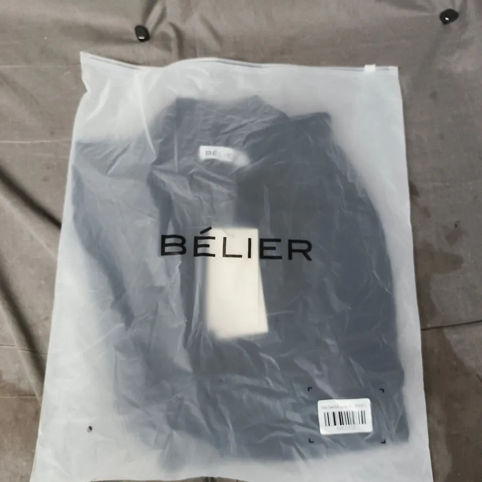 BAGGED BÉLIER ESSENTIAL JACKET IN NAVY SIZE LARGE