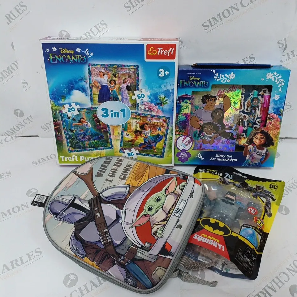 4 X TOYS TO INCLUDE HEROS OF GOO JIT ZU HEAVY ARMOUR BATMAN, STAR WARS THE MANDALORIN BAG, DISNEY ENCANTO PUZZLE, AND DISNEY ENCANTO DIARY SET