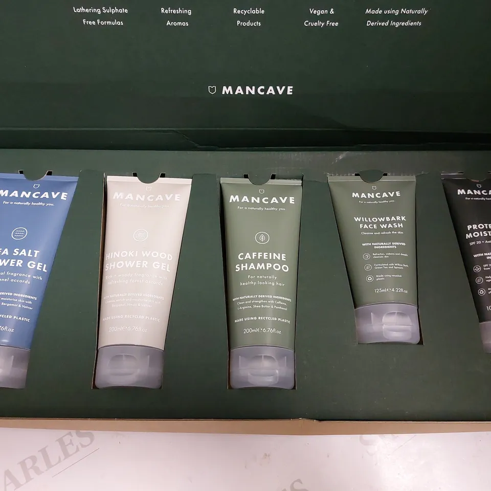 BOXED MANCAVE `THE EVERYDAY ESSENTIALS` GIFT SET