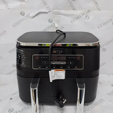 BOXED NINJA FOODI DUAL ZONE AIRFRYER AF300UK