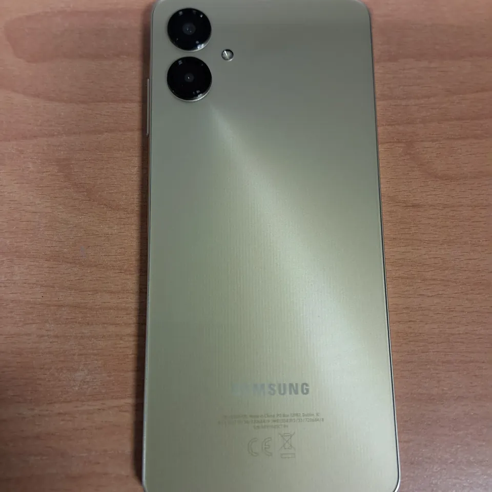 BOXED SAMSUNG GALAXY A06 4GB/64GB IN GOLD - SM-A065FZDDMEA