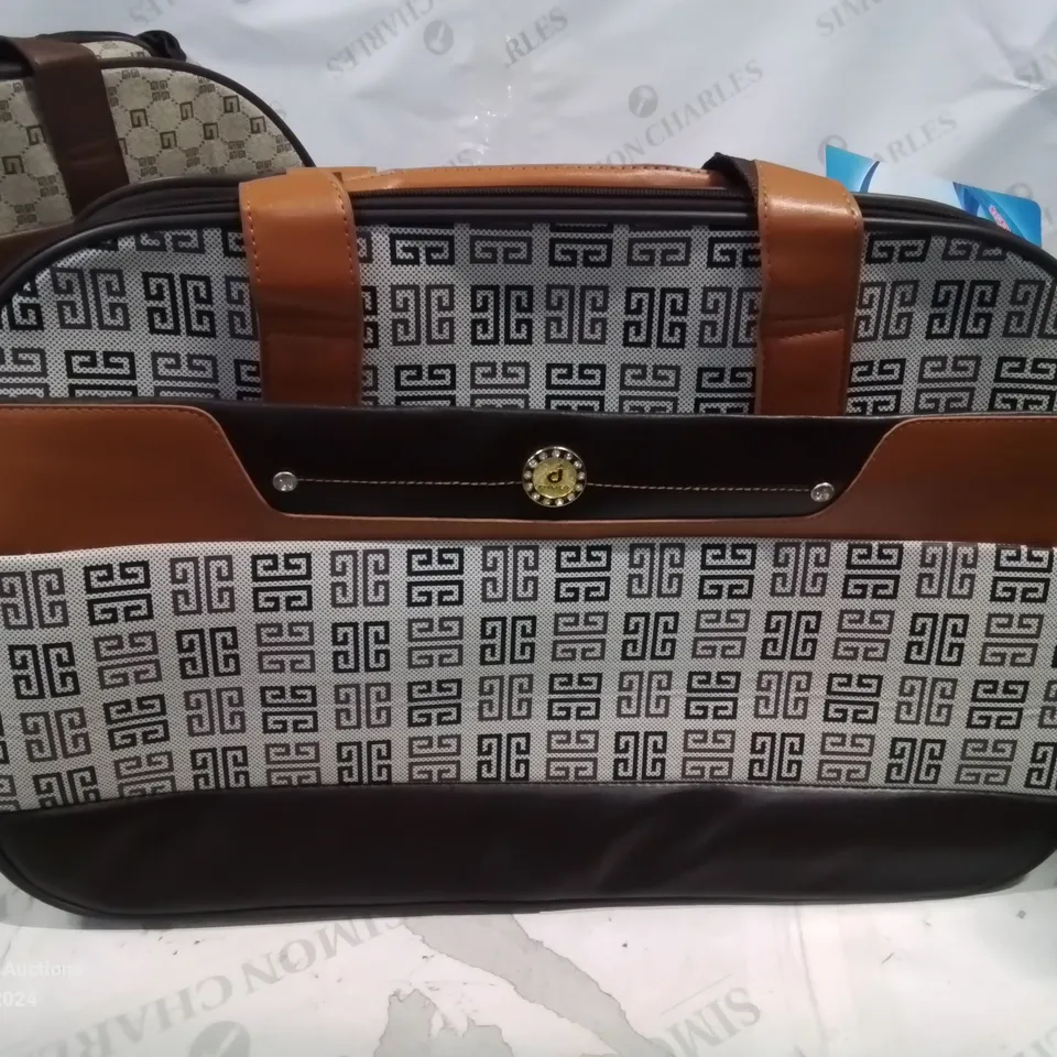SELECTION OF 4 STYLISH TRAVEL BAGS ON WHEELS