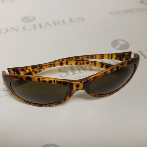 APPROXIMATELY 15 POLICE 1357 0W92 SUNGLASSES