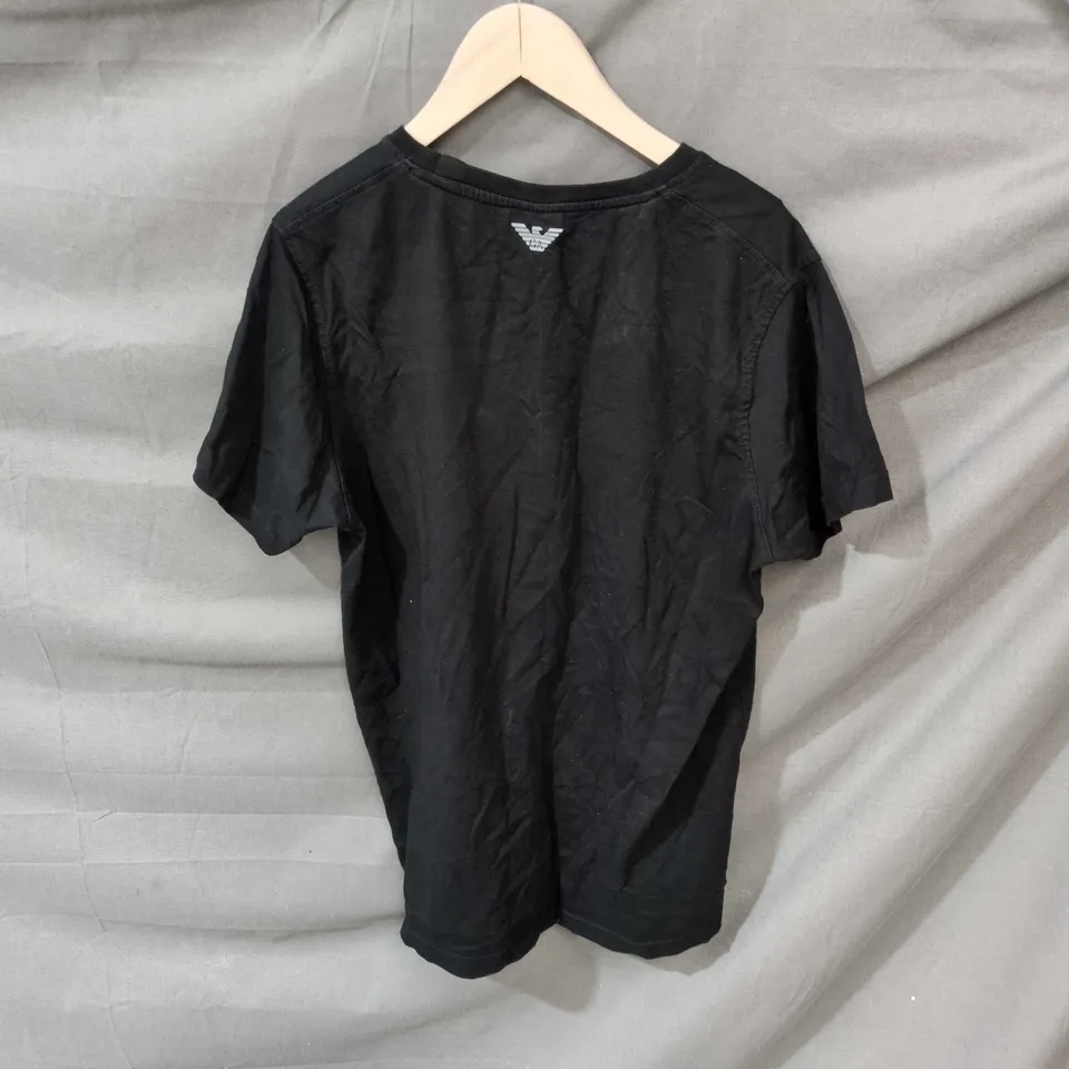 EMPORIO ARMANI BLACK LOGO T-SHIRT, XL