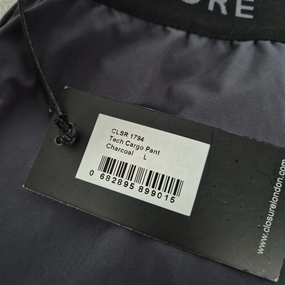CLOSURE LONDON TECH CARGO PANTS – CHARCOAL, UK SIZE L