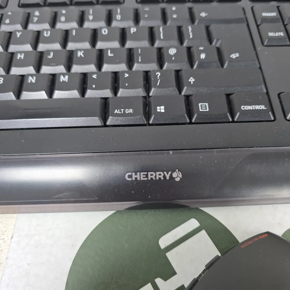 CHERRY KEYBOARD AND MOUSE SET