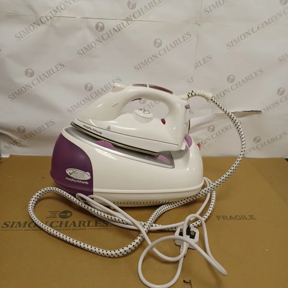 MORPHY RICHARDS JET STEAM GENERATOR IRON PINK/WHITE