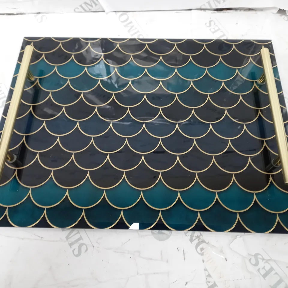 GEO PRINT SERVING TRAY
