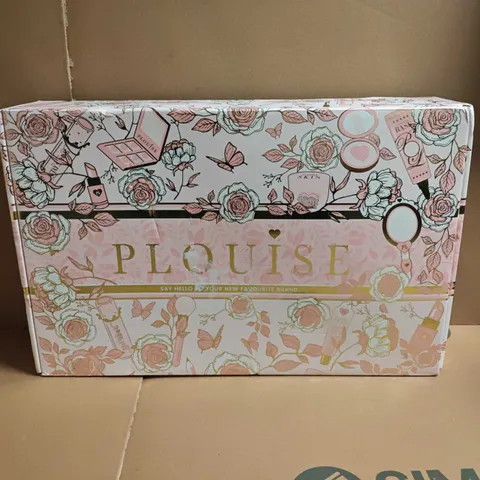 SEALED PLOUISE COSMETICS BOX SET