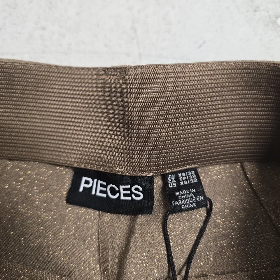 PIECES GLITTERY ANKLE PANT – TAUPE GOLD, (EU 32, XS)